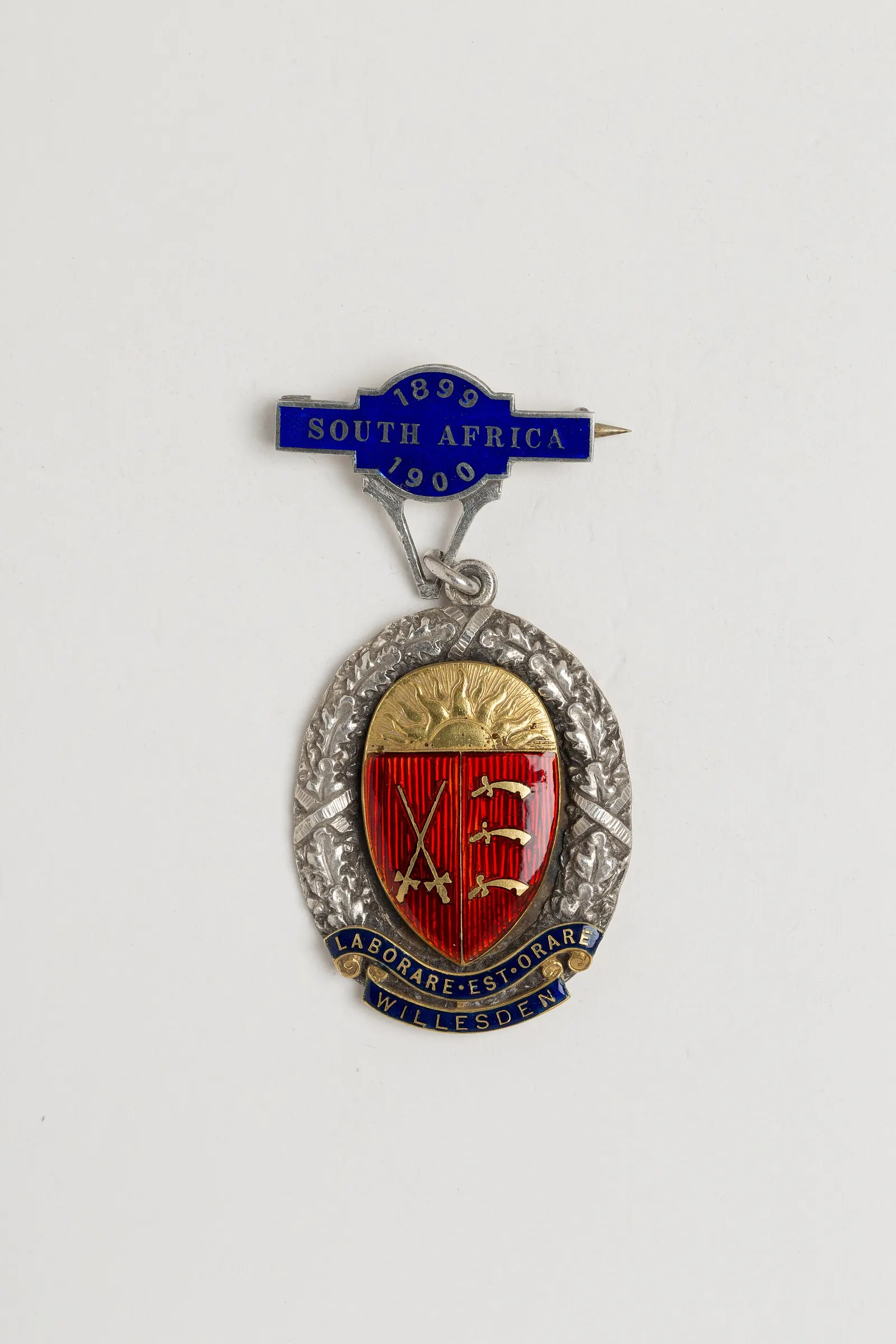Willesden Tribute Medal, 1899-1900, Anglo Boer War Medal awarded to 476 Private John James Whyntie, City of London Imperial Volunteers, 1st Volunteer Battalion, Royal Fusiliers (CI. Fixed premiums, percentage premiums, and dealer spreads compared