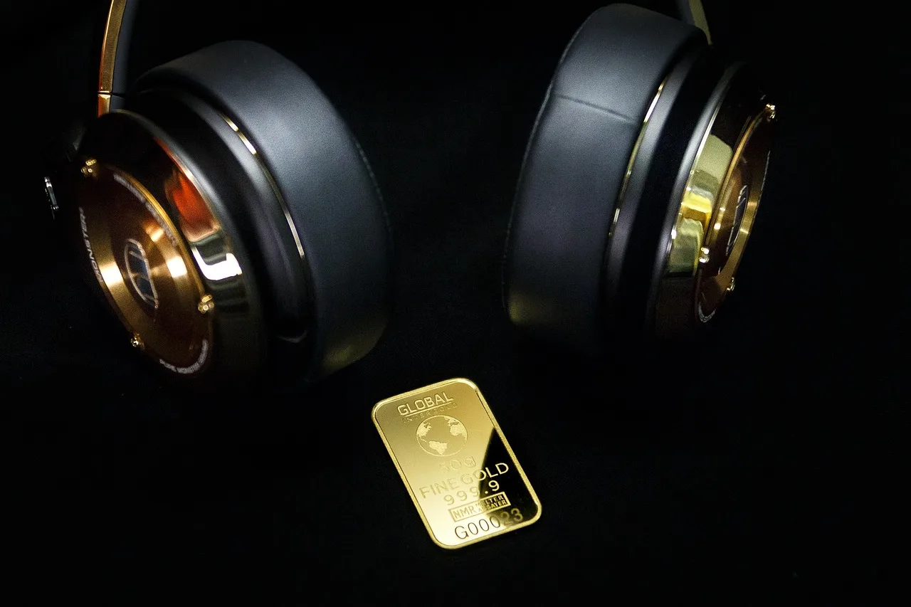 gold is money, gold shop, gold, bars, money, income, business, global intergold, black business, black money, black shopping, black shop, black company, black global. Gold coin and bar inspection checklist on delivery