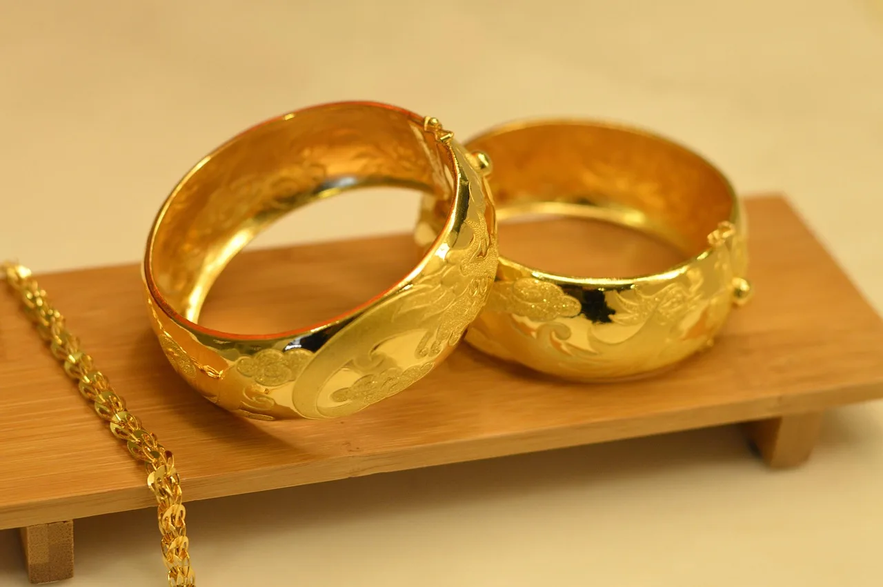 wedding, gold, gold bracelet, ring, wedding ring, jewelry, wedding, wedding, wedding, gold, gold, gold, gold bracelet, ring, wedding ring, wedding ring, jewelry, jewelry, jewelry, jewelry, jewelry. Bullion Insurance Homeowners vs Scheduled: What's Covered