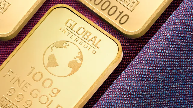 Close-up image of high-quality gold bars, symbolizing wealth and investment potential. How to verify bullion seller identity and document an order